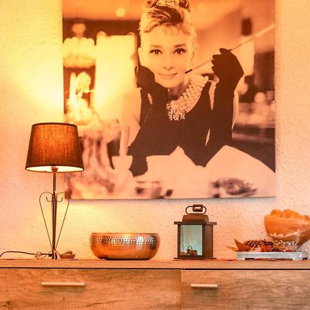Acogedor Apartamento En El Corazon De Pamplona Bagian luar foto