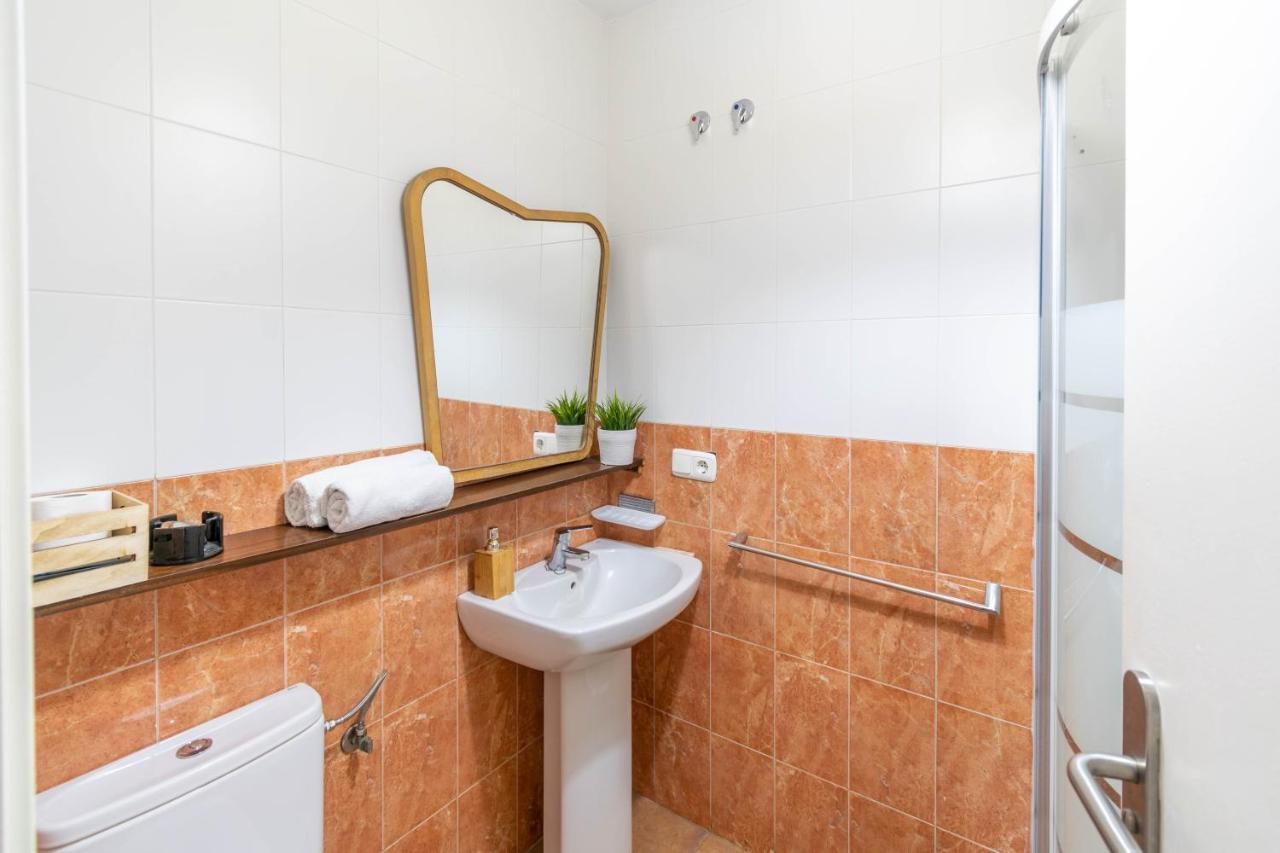 Acogedor Apartamento En El Corazon De Pamplona Bagian luar foto