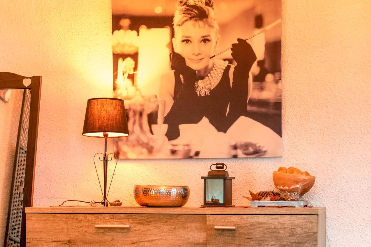 Acogedor Apartamento En El Corazon De Pamplona Bagian luar foto